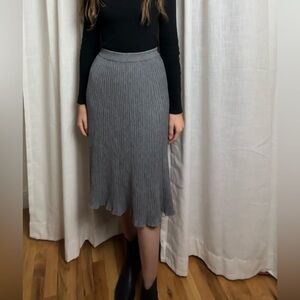 Vintage grey pleated knit midi skirt size XS cozy sweater skirt